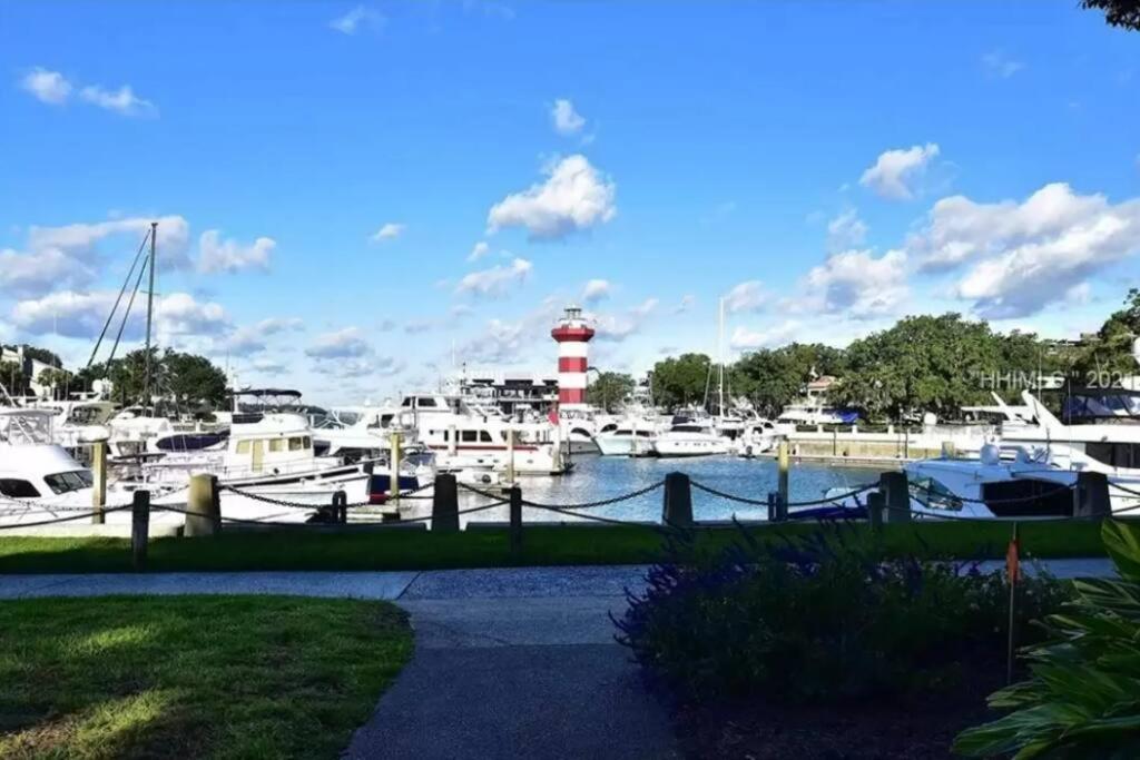 فيلا New Pics! Harbour Town 3Br/3Ba - Pool Access - Book Now هيلتون رئيس جزيرة المظهر الخارجي الصورة