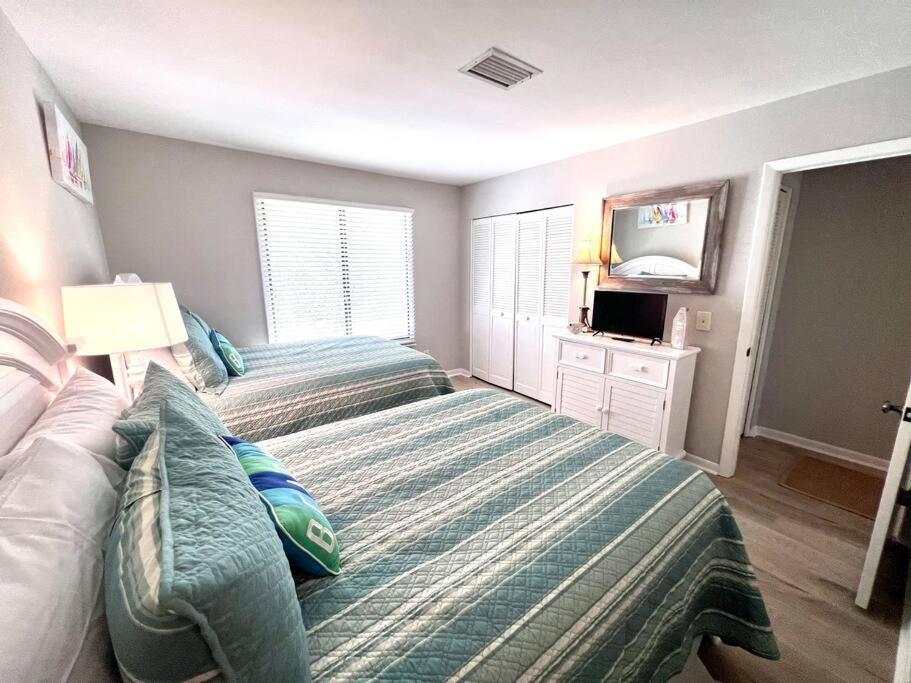 فيلا New Pics! Harbour Town 3Br/3Ba - Pool Access - Book Now هيلتون رئيس جزيرة المظهر الخارجي الصورة