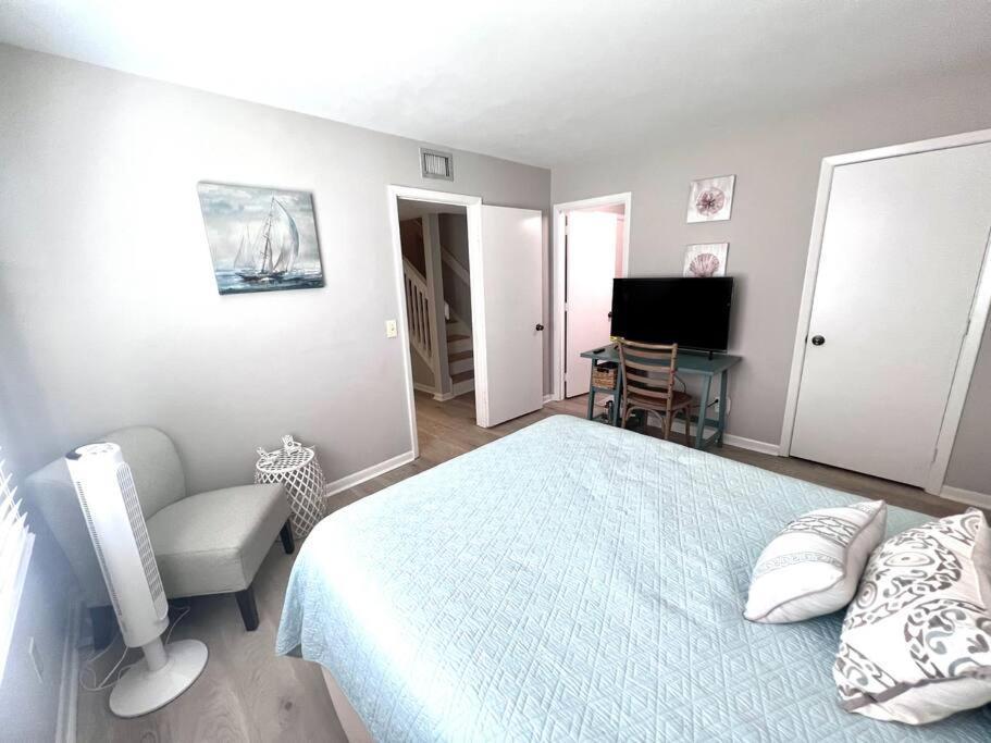 فيلا New Pics! Harbour Town 3Br/3Ba - Pool Access - Book Now هيلتون رئيس جزيرة المظهر الخارجي الصورة