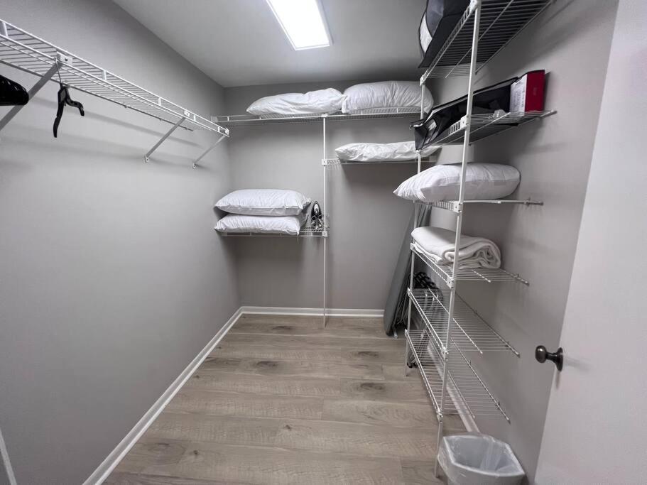 فيلا New Pics! Harbour Town 3Br/3Ba - Pool Access - Book Now هيلتون رئيس جزيرة المظهر الخارجي الصورة